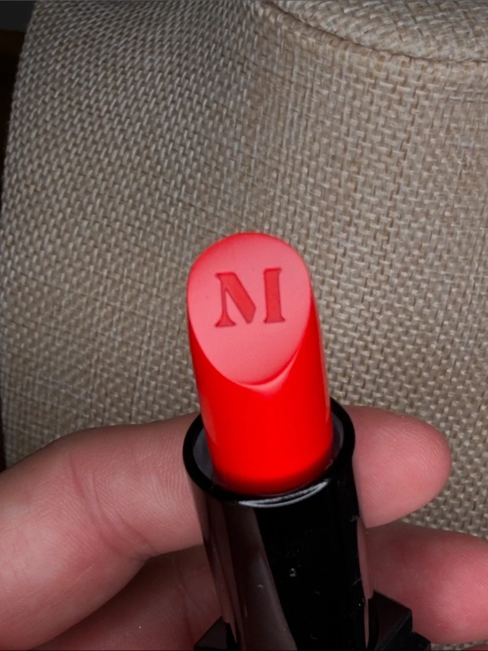 NARS Vibrant Red Lipstick - hotshot